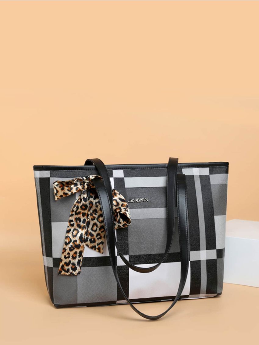 Twilly Scarf Decor Geometric Print Tote Bag