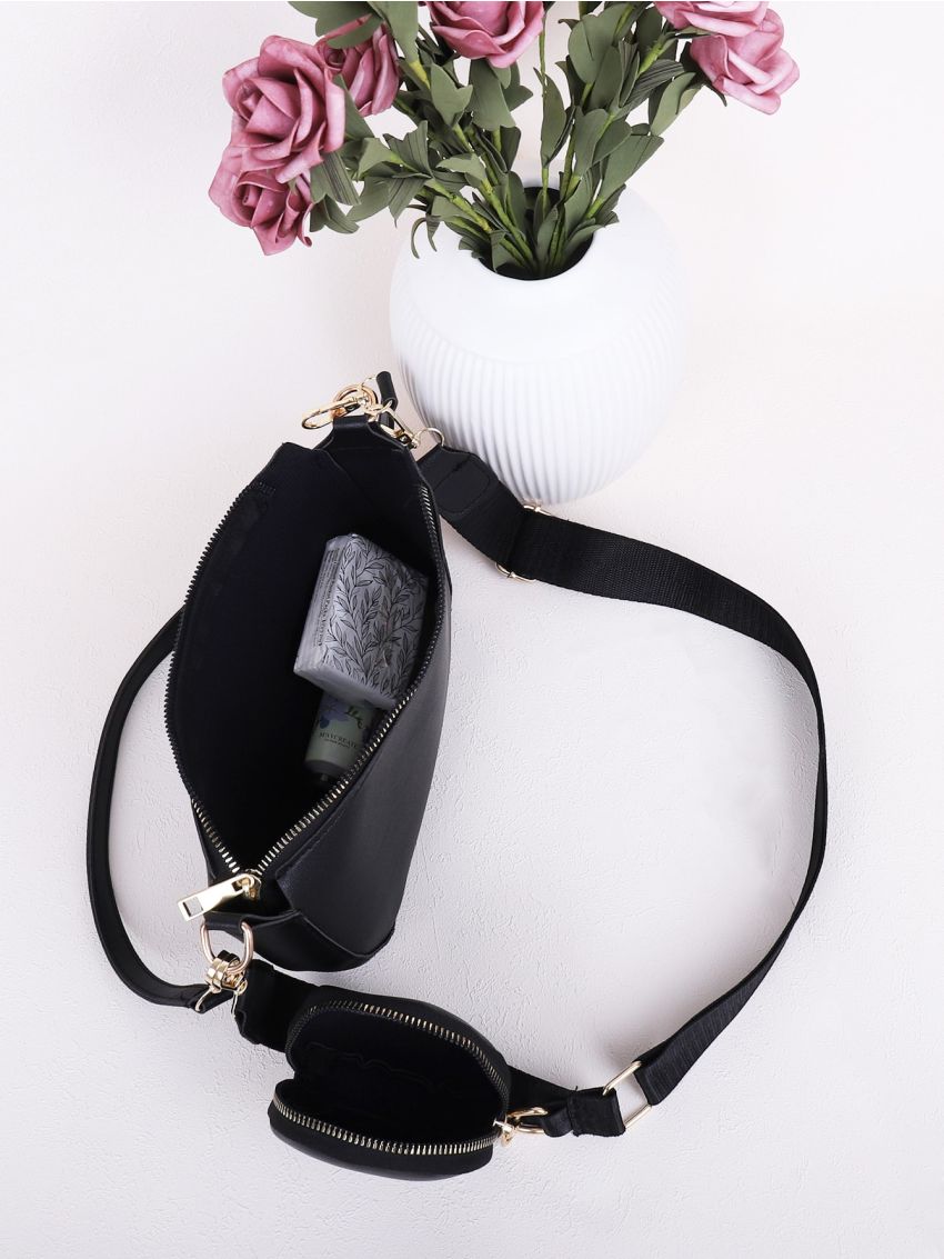 Minimalist Shoulder Bag With Purse
