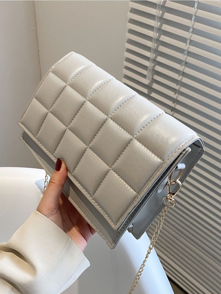 Mini Quilted Flap Chain Crossbody Bag