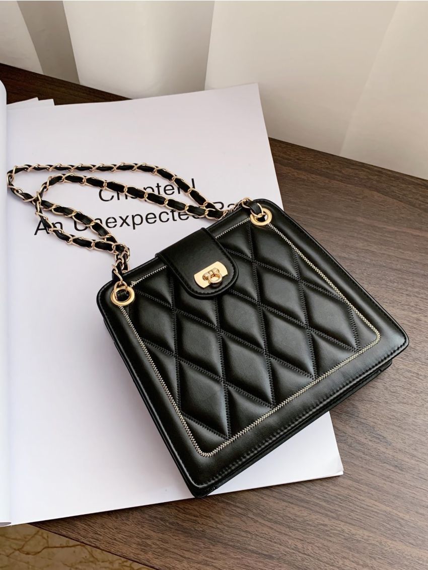 Quilted Chain Shoulder Bag