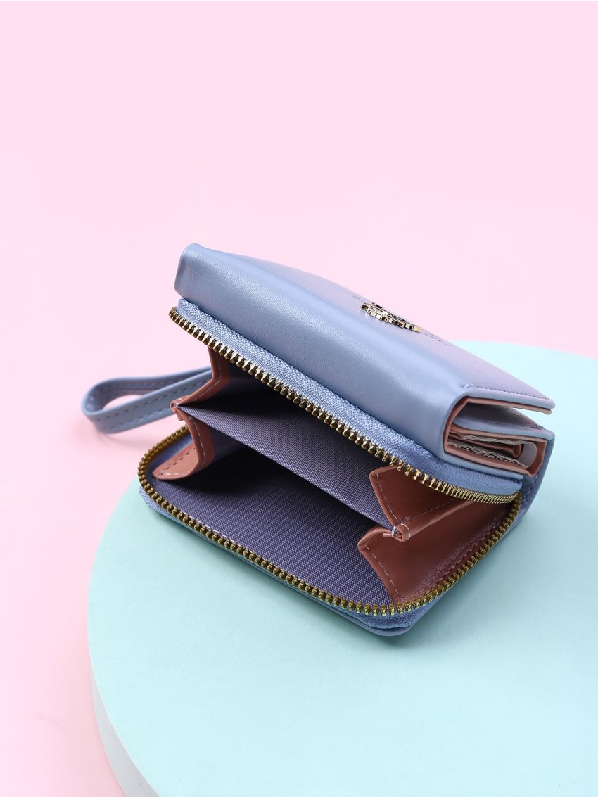 Letter Graphic Tri-fold Small Purse