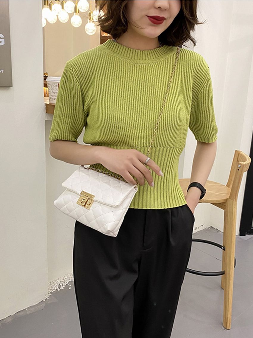 Quilted Chain Shoulder Bag