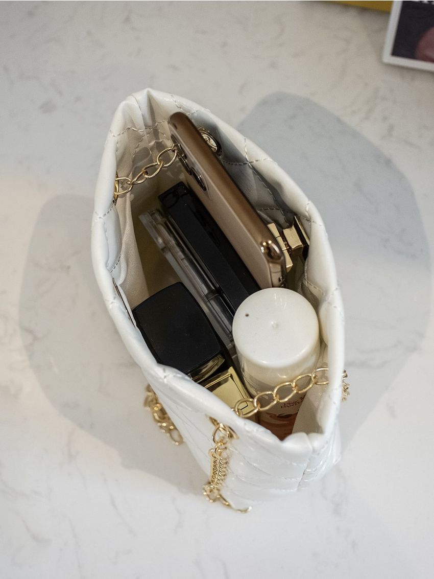 Mini Toggle Lock Quilted Chain Shoulder Bag
