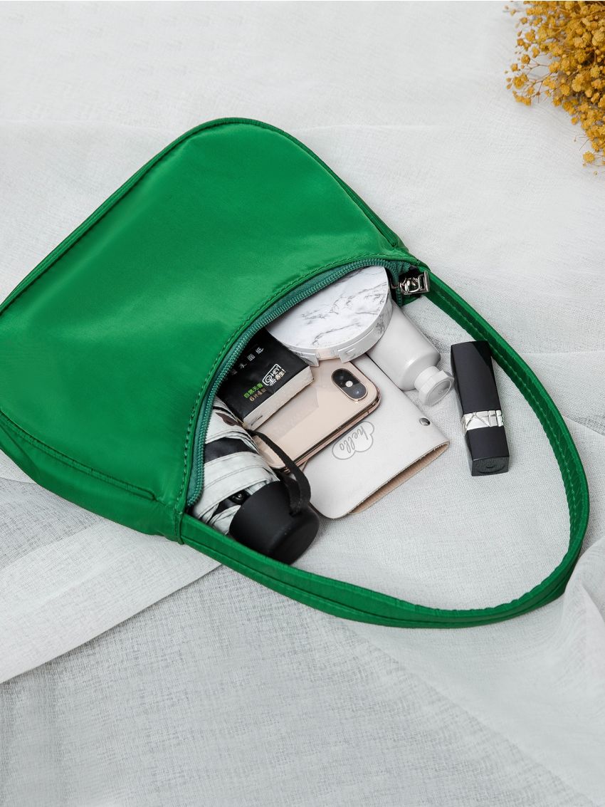 Minimalist Baguette Bag