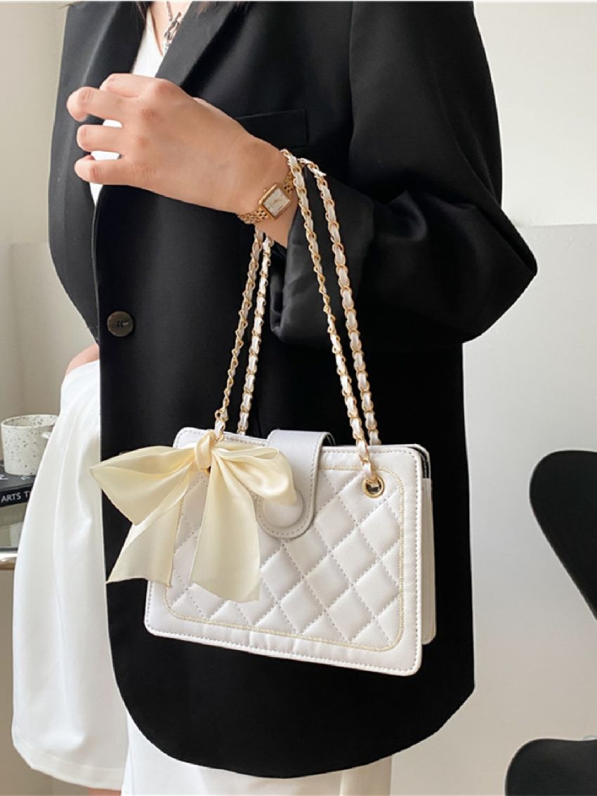 Mini Bow Decor Quilted Chain Shoulder Bag