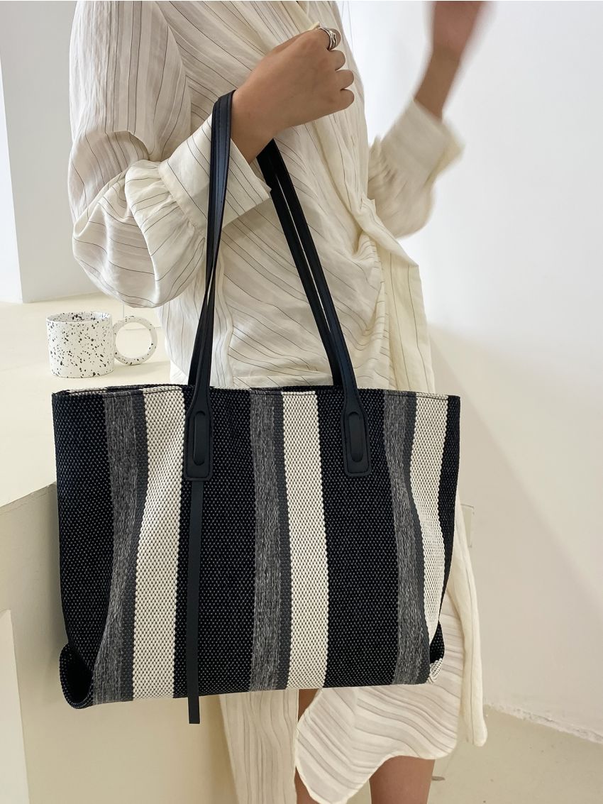 Striped Pattern Shoulder Tote Bag
