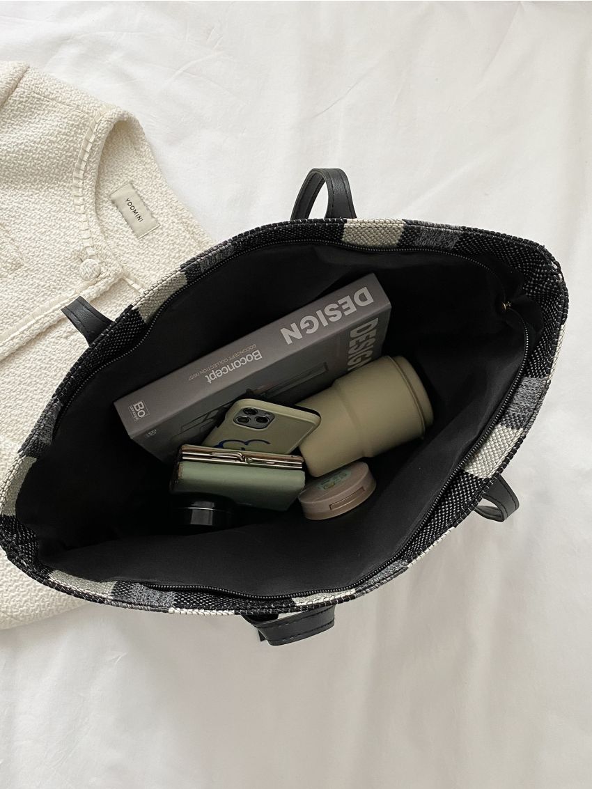 Striped Pattern Shoulder Tote Bag