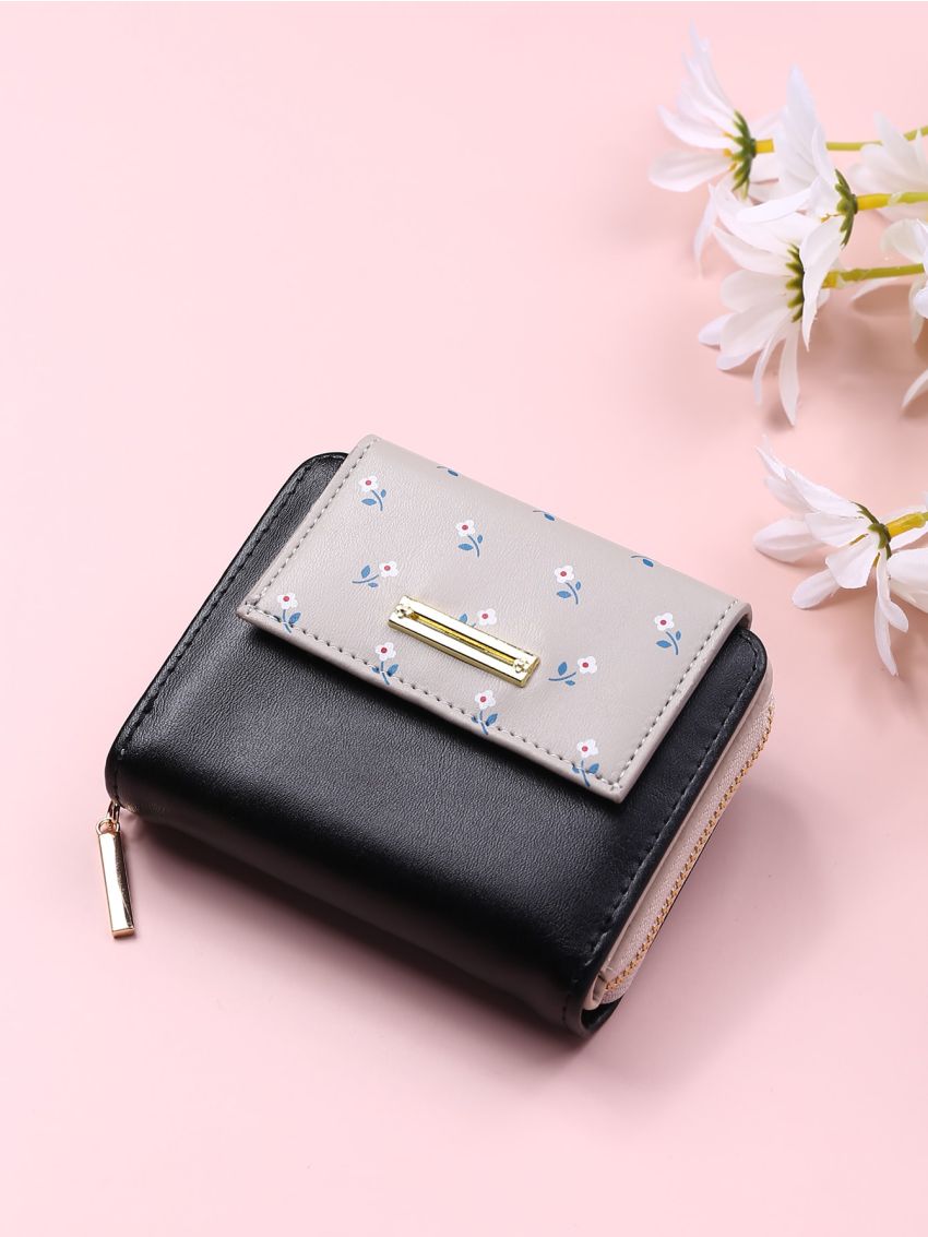Floral Pattern Fold Small Wallet