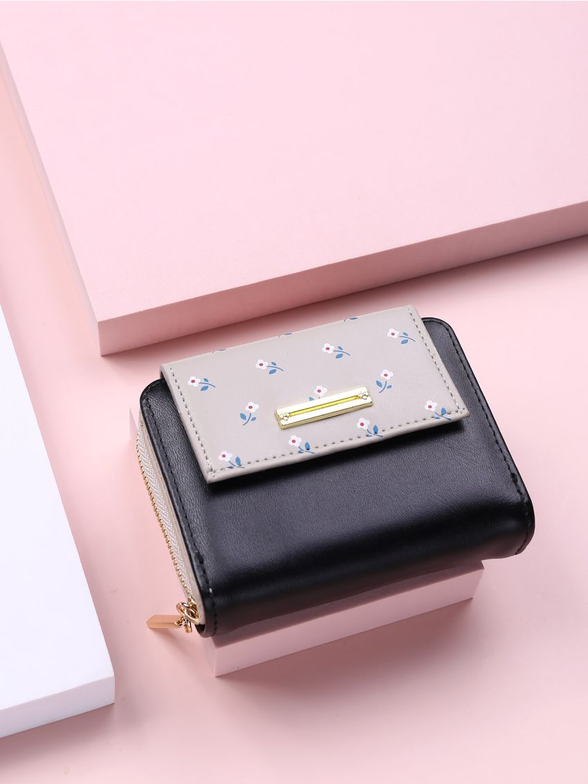Floral Pattern Fold Small Wallet