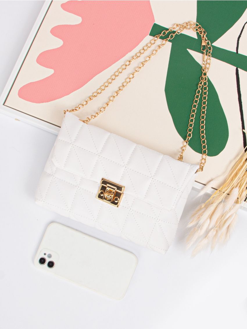 Minimalist Quilted Twist Lock Chain Shoulder Bag