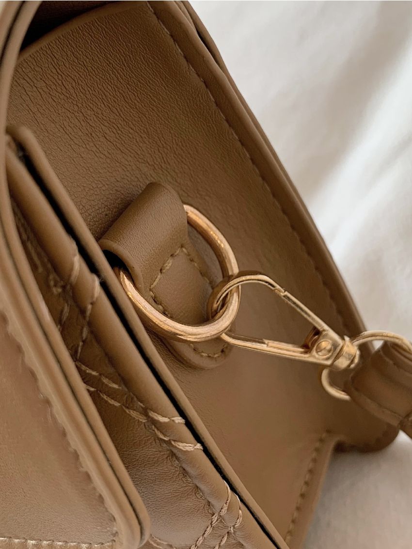 Butterfly Decor Quilted Pattern Square Bag