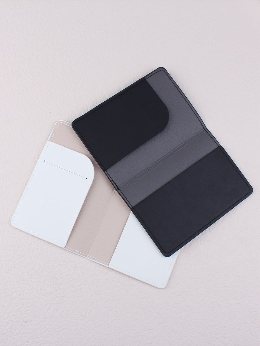 2pcs Couple Crown Graphic Passport Case