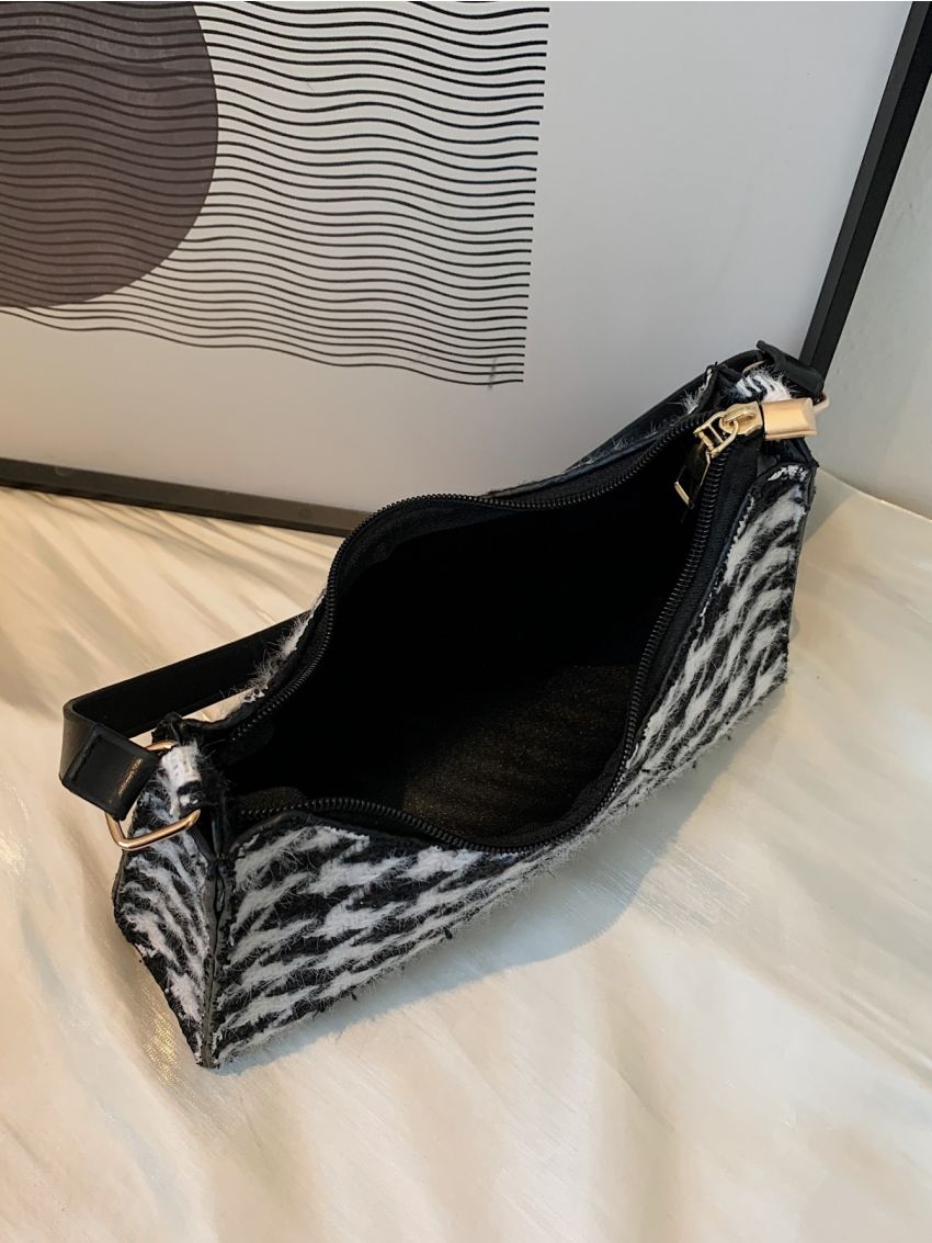 Houndstooth Graphic Baguette Bag