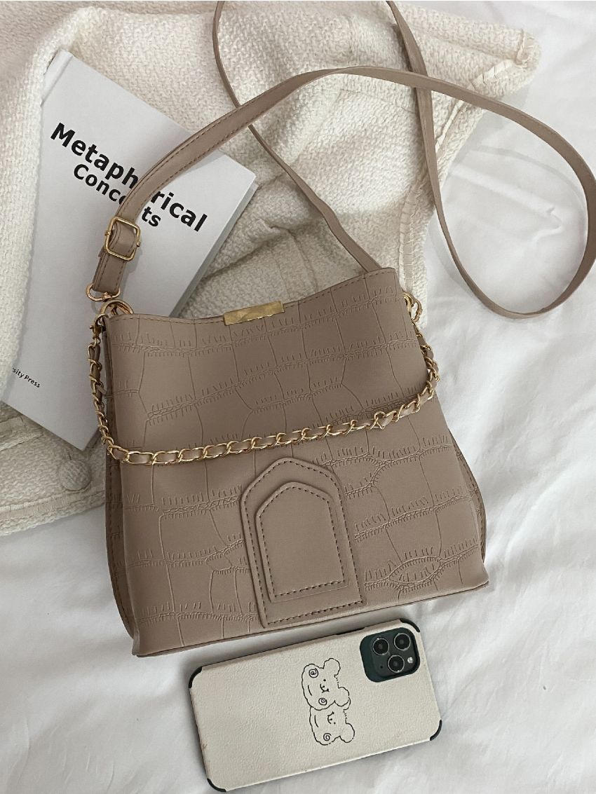 Metallic Edge Decor Bucket Bag