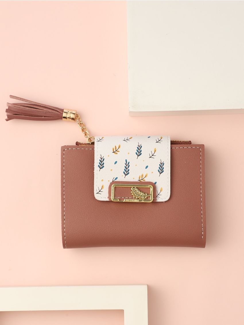 Tassel Decor Leaf Graphic Purse