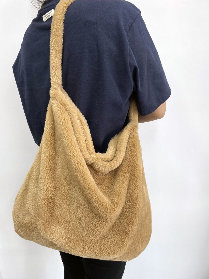 Minimalist Fluffy Shoulder Bag