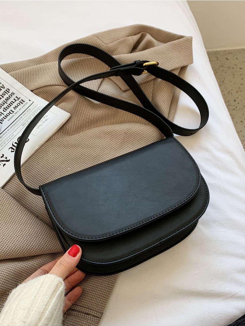 Minimalist Flap Saddle Bag