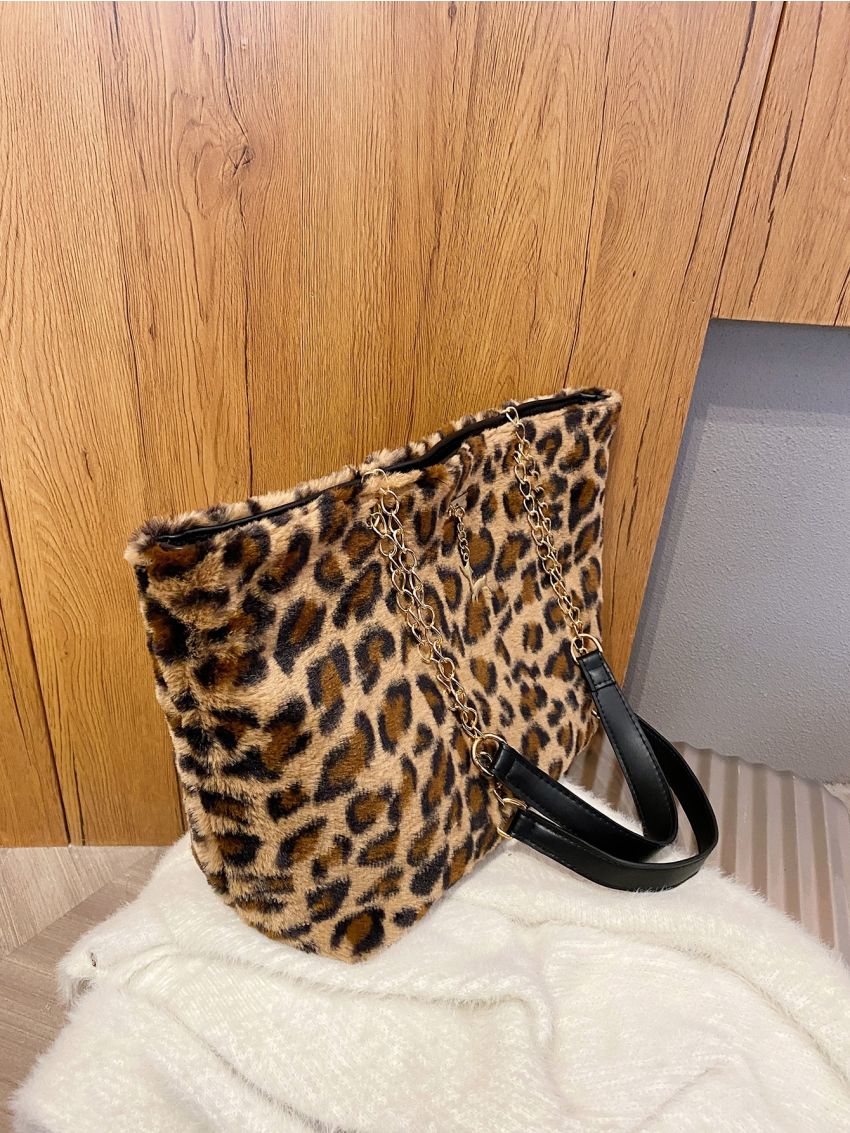 Leopard Graphic Chain Shoulder Tote Bag
