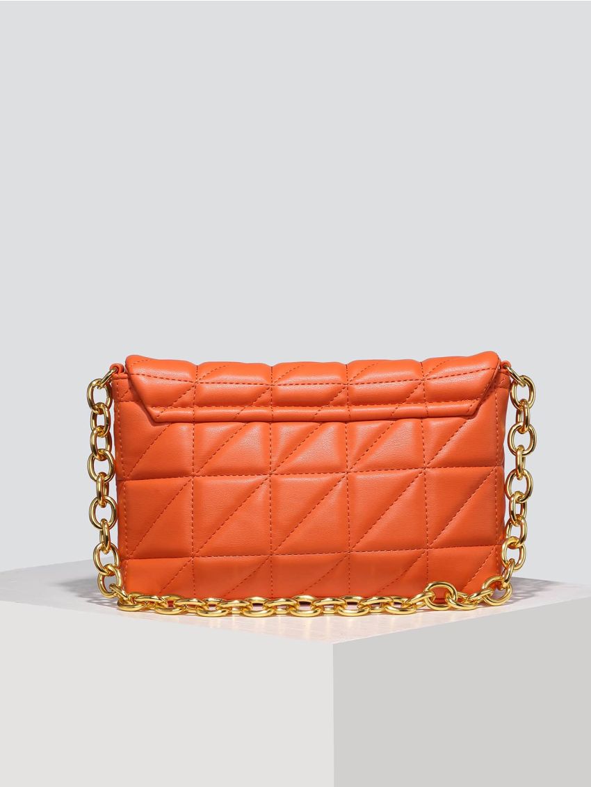 Minimalist Quilted Chain Square Bag