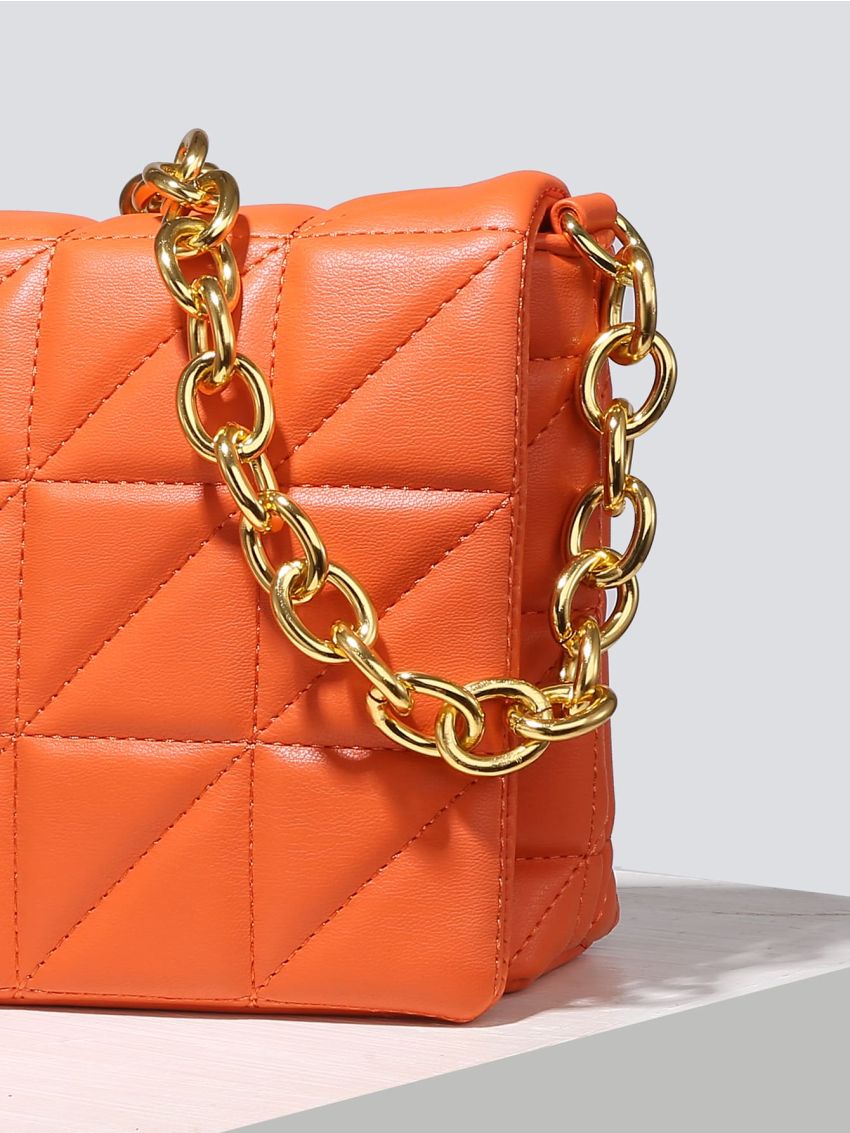 Minimalist Quilted Chain Square Bag