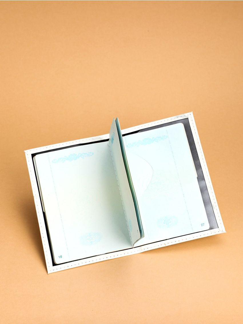 Marble Print Passport Case