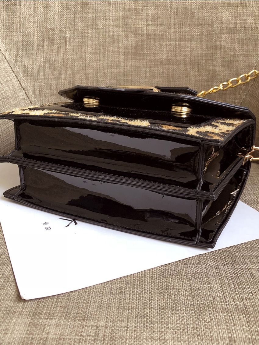 Mini Leopard Pattern Zipper Decor Square Bag