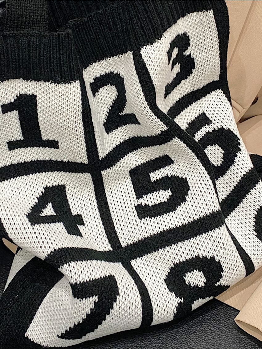 Letter Graphic Knitting Design Shopper Bag