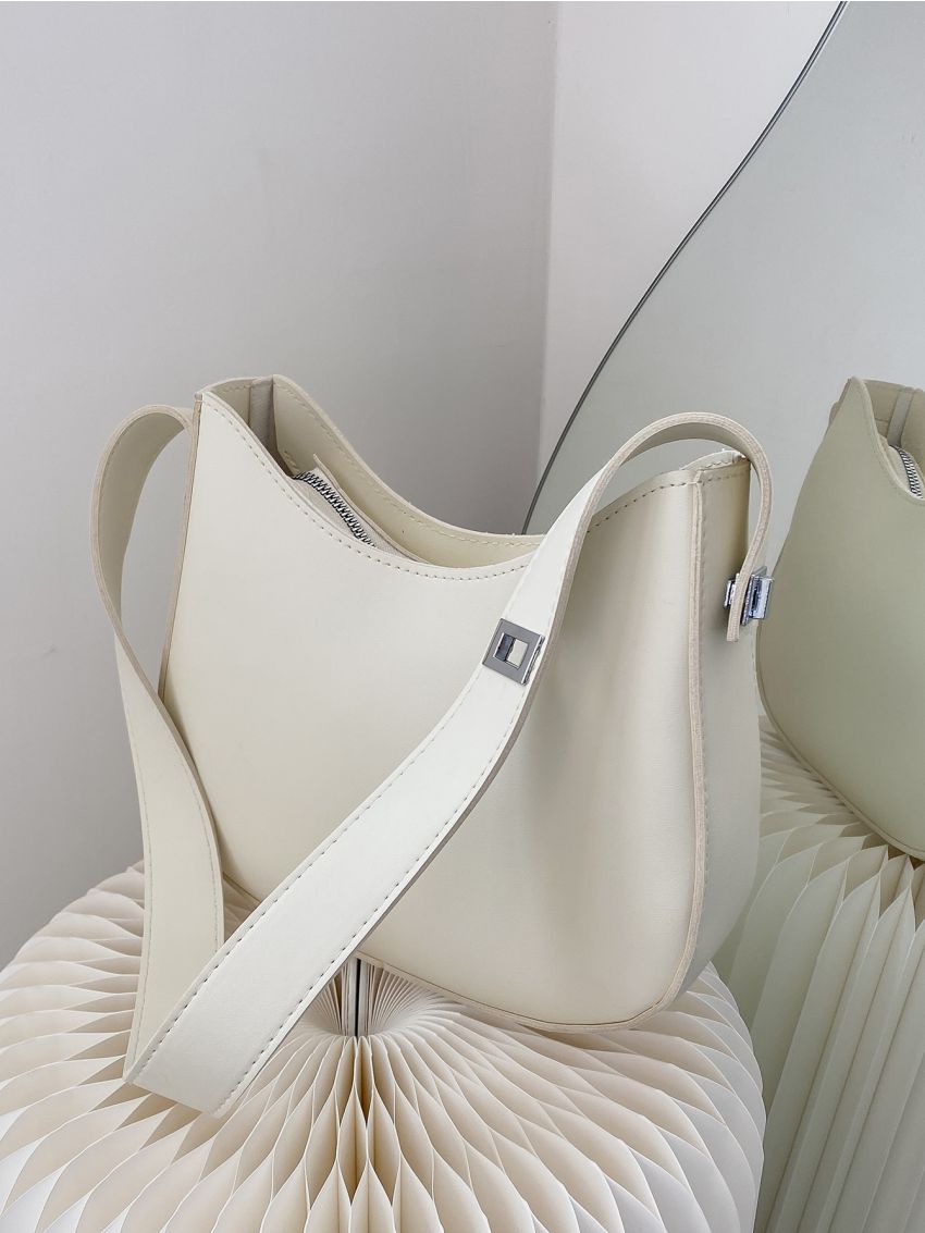 Minimalist Saddle Bag