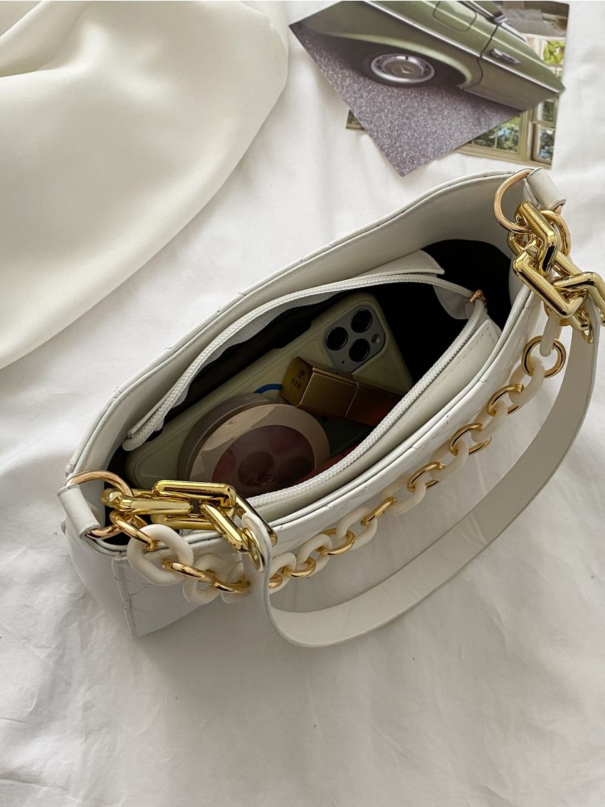 Quilted Chain Shoulder Bag