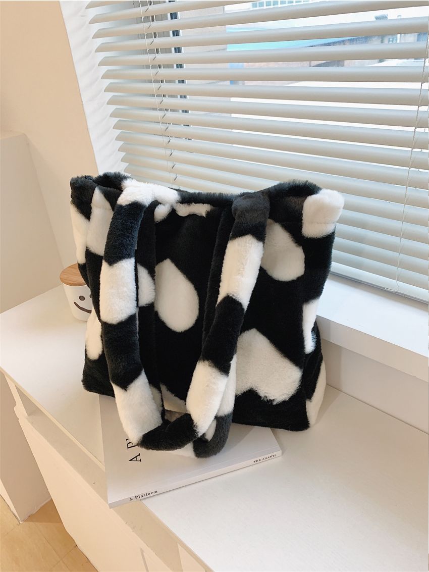 Heart Graphic Fluffy Shoulder Tote Bag