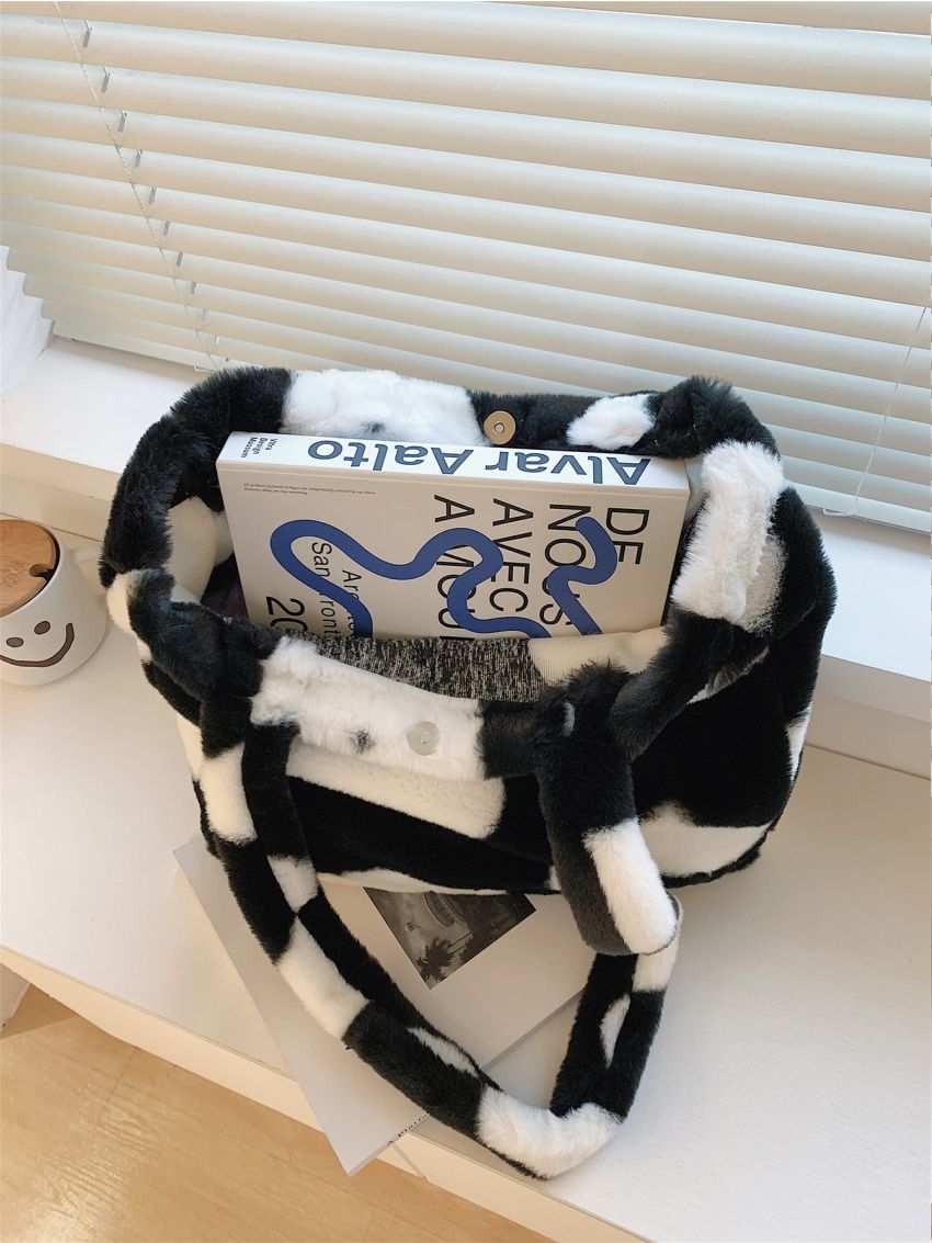 Heart Graphic Fluffy Shoulder Tote Bag