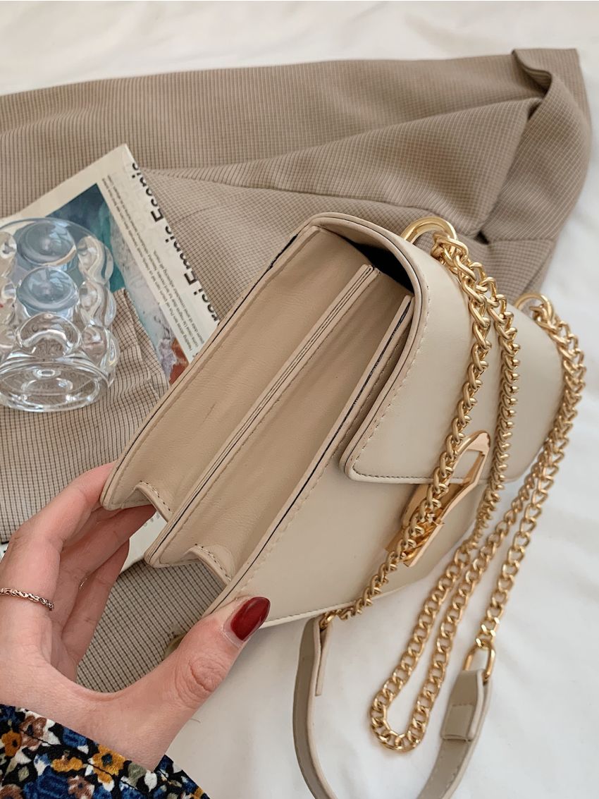 Minimalist Flap Chain Shoulder Bag