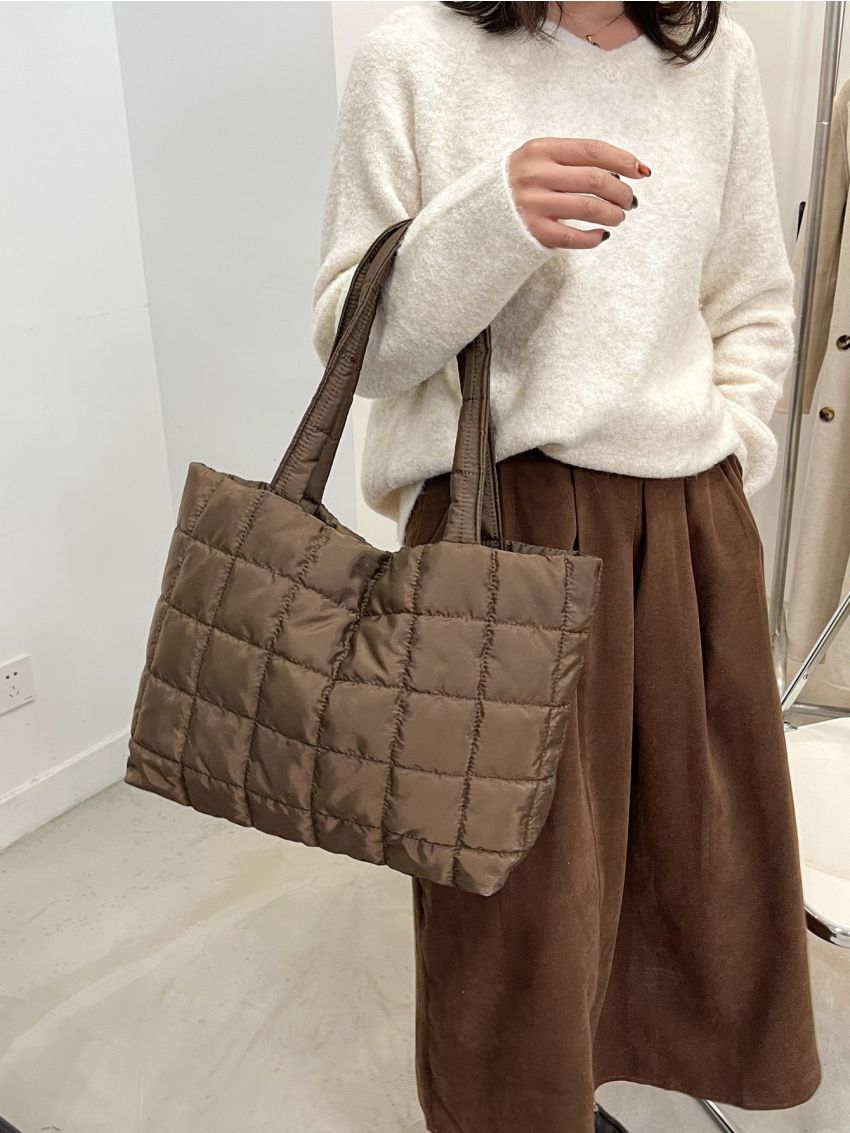 Quilted Pattern Shoulder Tote Bag