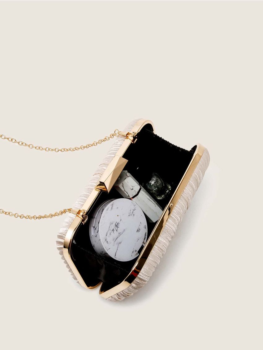 Ruched Detail Chain Box Bag
