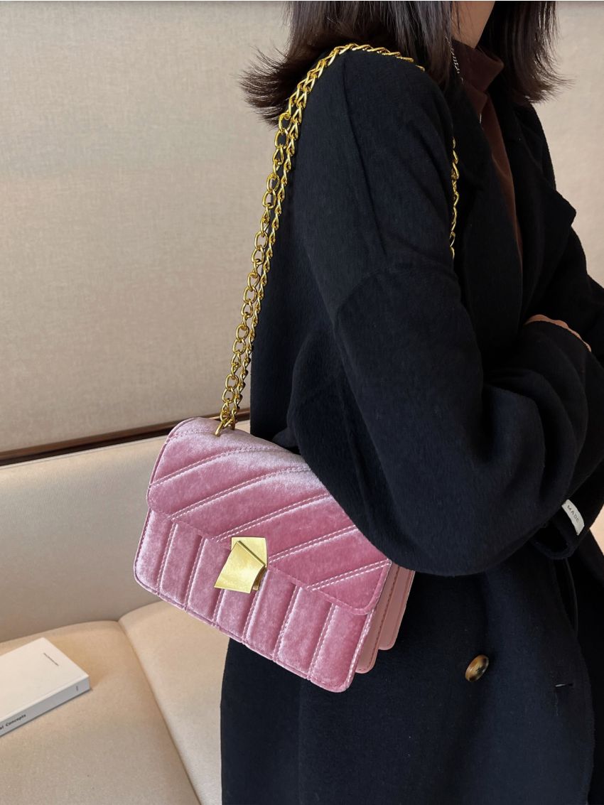 Metal Decor Quilted Pattern Chain Square Bag