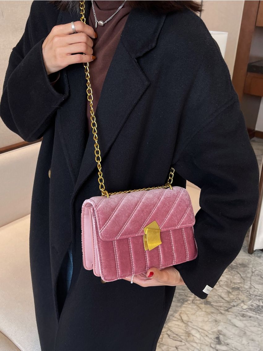 Metal Decor Quilted Pattern Chain Square Bag