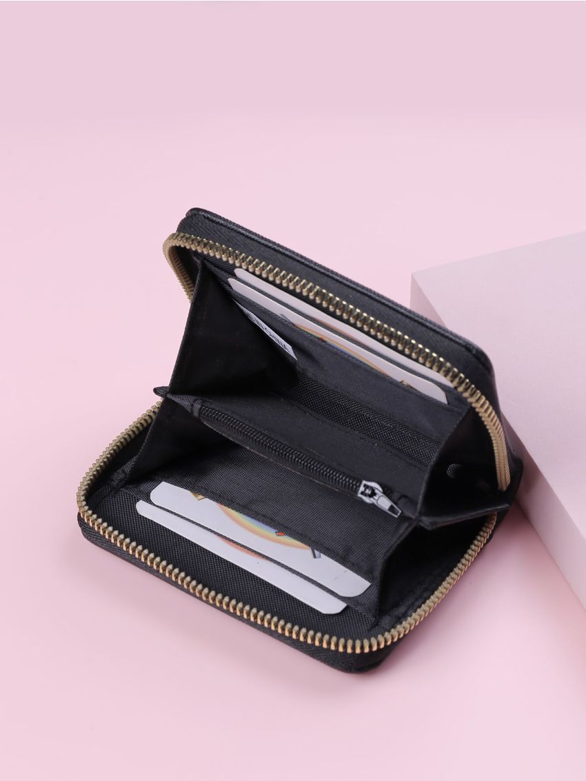 Heart Decor Textured Small Wallet