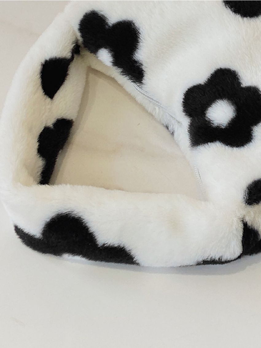 Fluffy Floral Pattern Baguette Bag