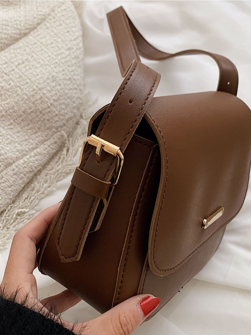 Minimalist Flap Saddle Bag