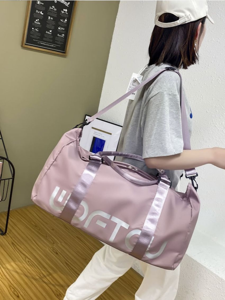 Letter Graphic Large Capacity Duffle Bag