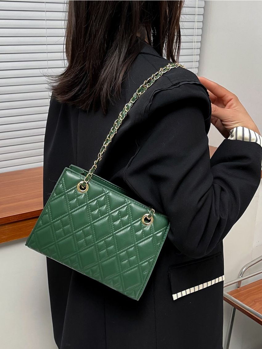 Quilted Pattern Chain Square Bag
