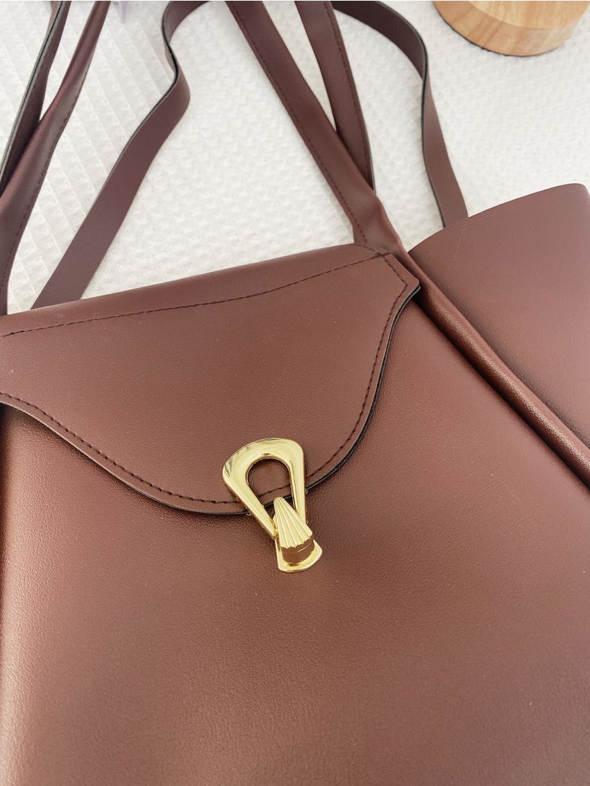 Metal Decor Flap Shoulder Tote Bag