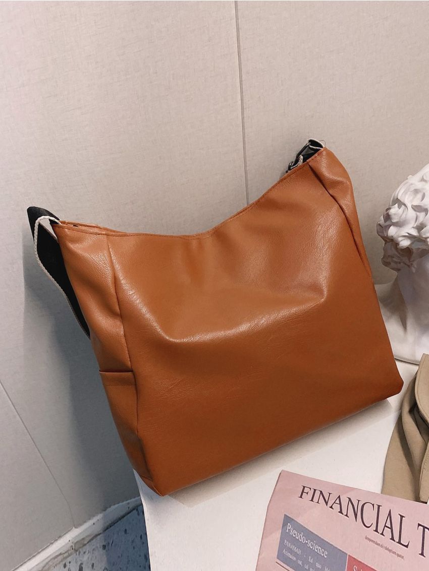 Minimalist Bucket Bag With Bag Charm