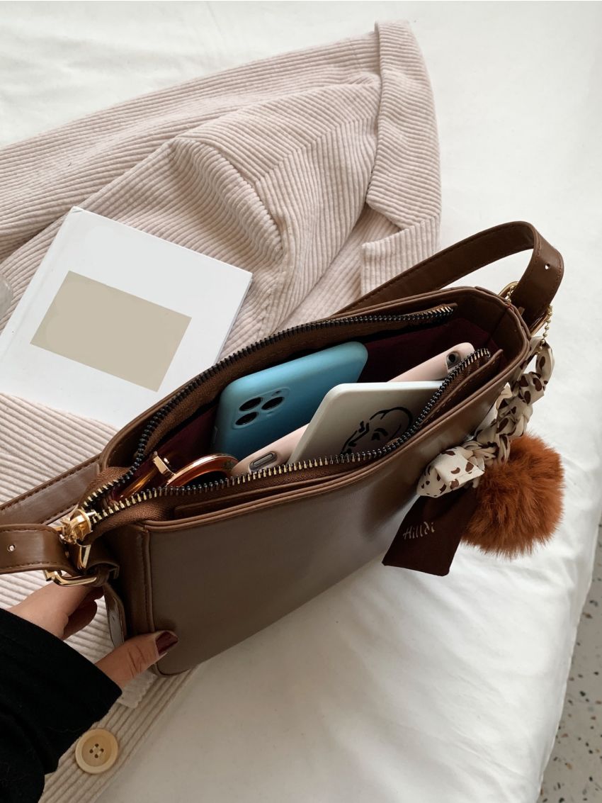 Pom-Pom Decor Square Bag