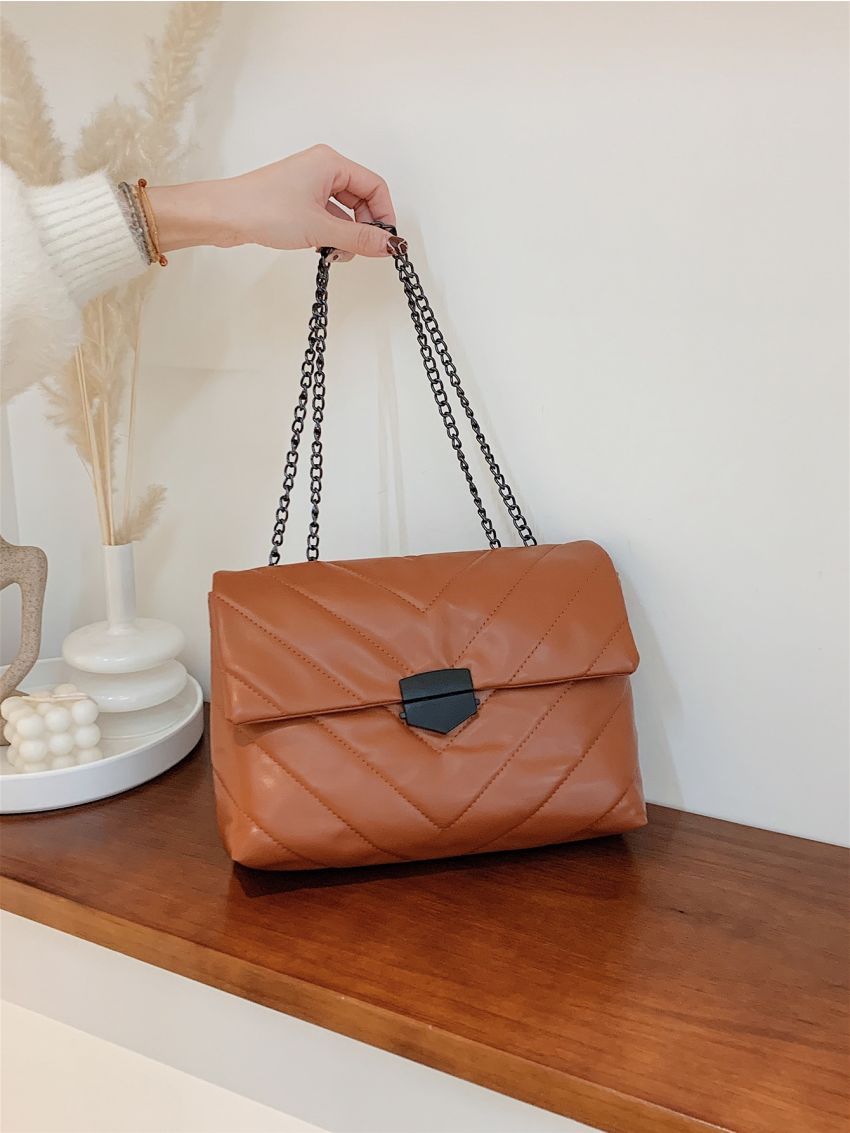 Chevron Flap Chain Tote Bag