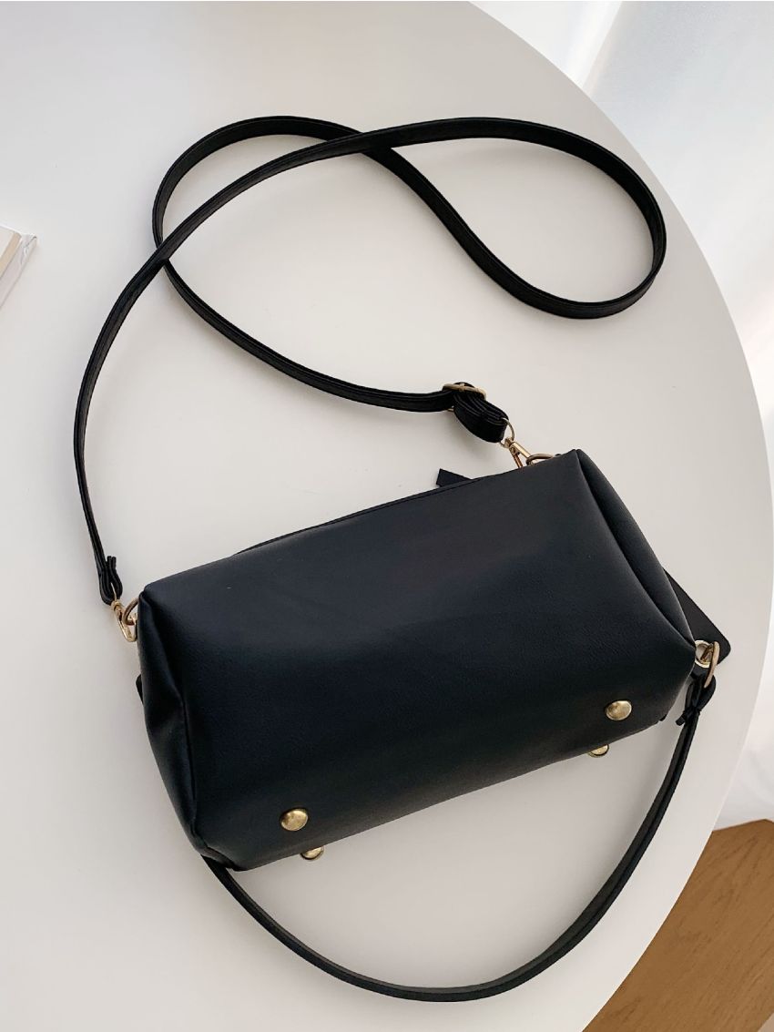 Letter Graphic Bucket Bag