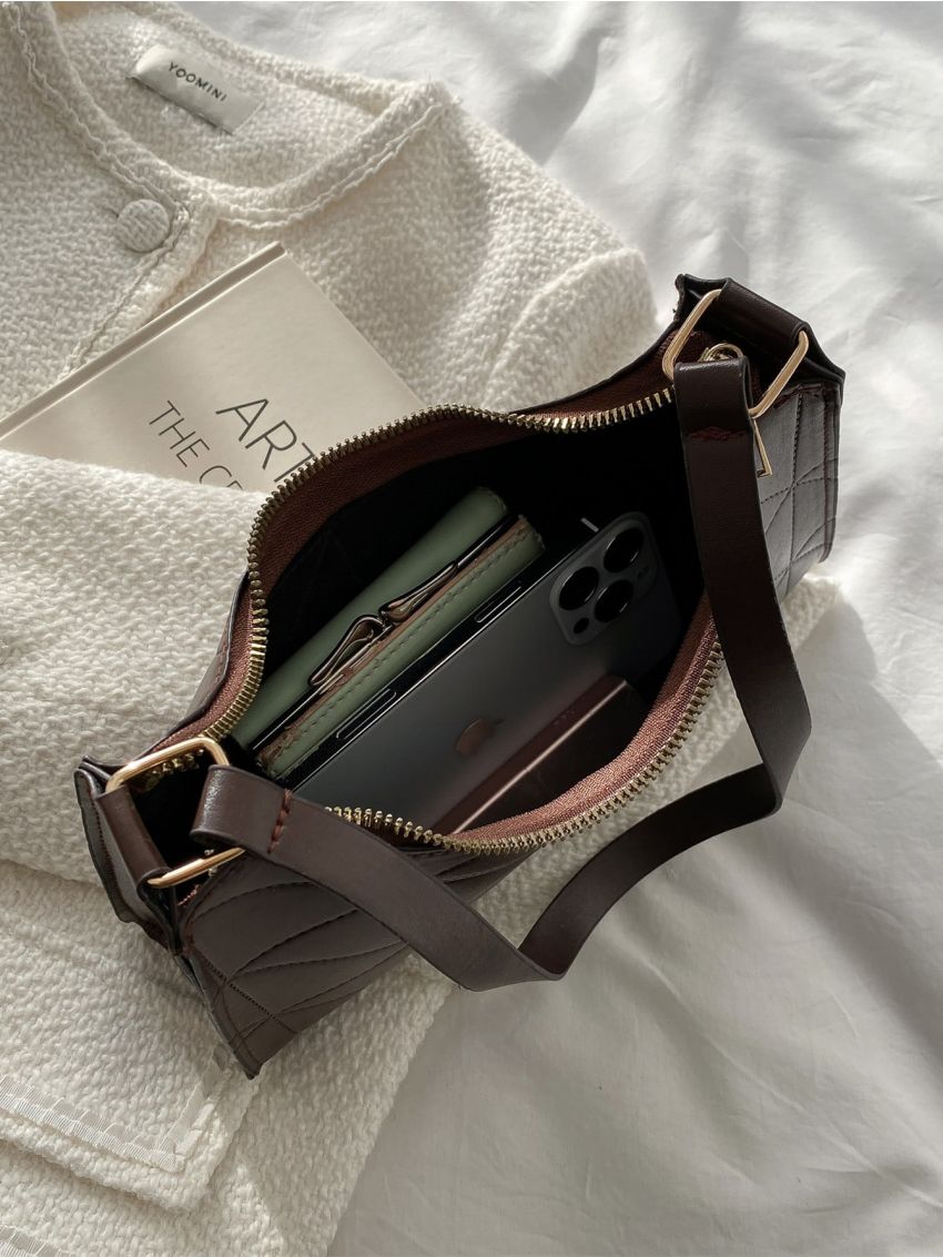 Minimalist Quilted Baguette Bag