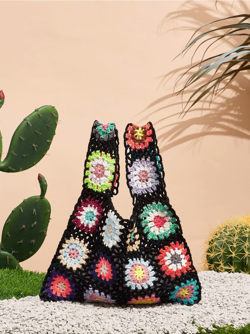 Floral Pattern Crochet Bag