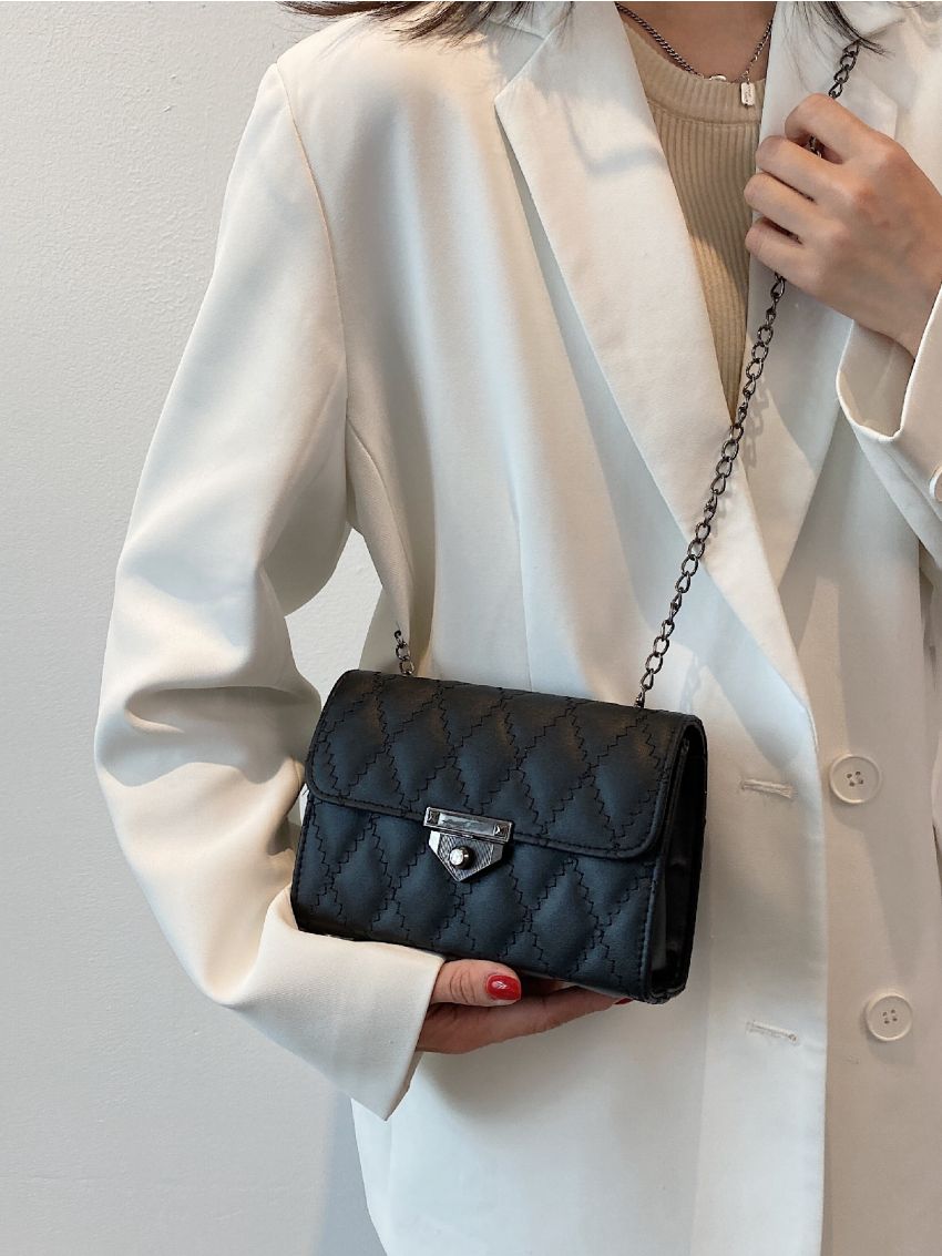 Minimalist Quilted Chain Flap Square Bag