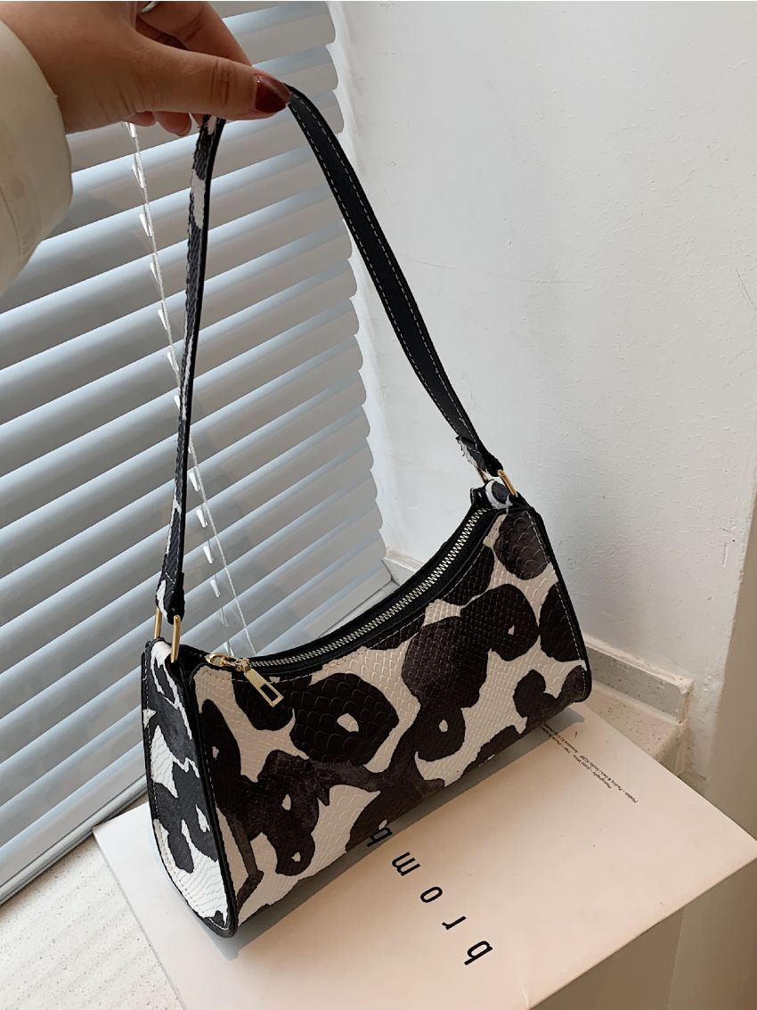 Snakeskin Pattern Graphic Baguette Bag